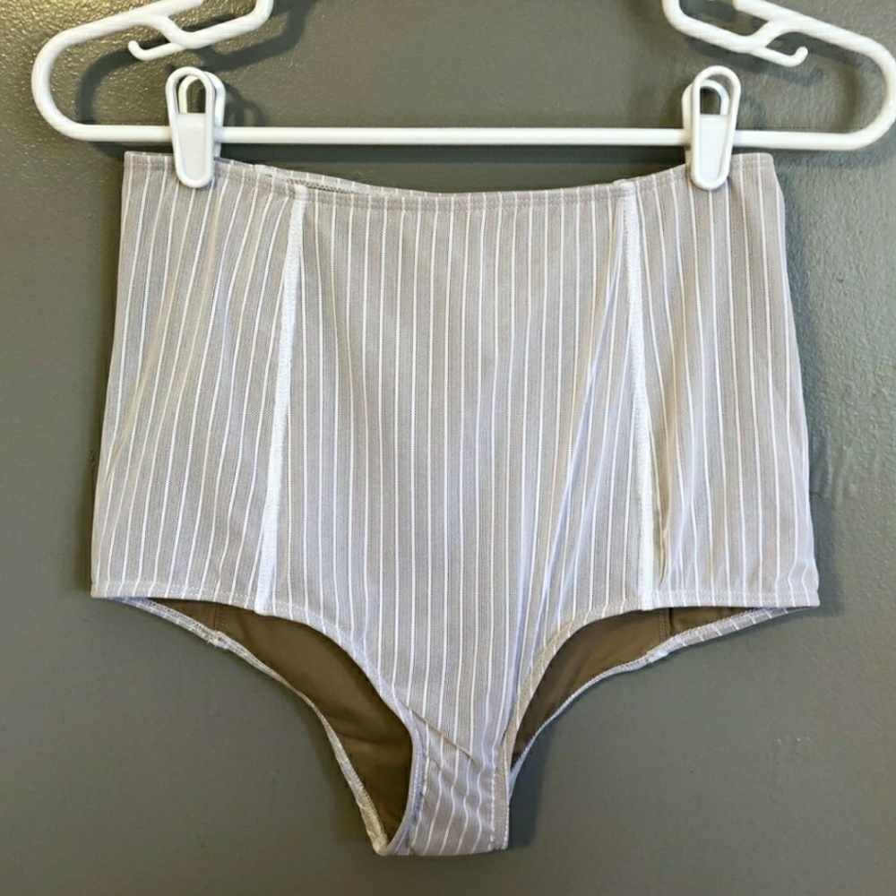 Kortni Jeans Off White High Waisted Swim Bottoms M